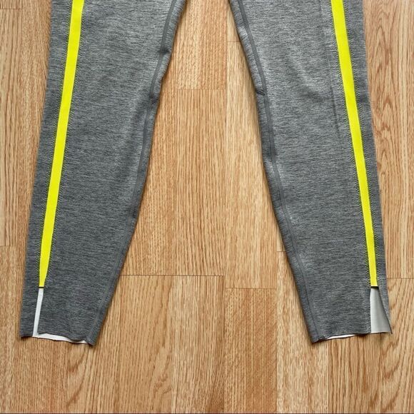 Zyia Active Gray/Green Striped Leggings - Size: 4 - Picture 7 of 11